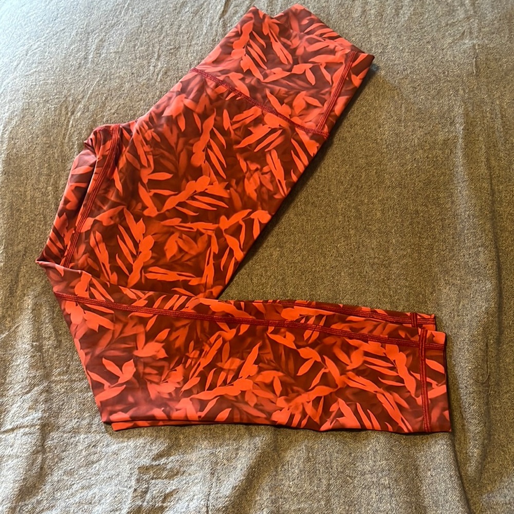 Lululemon Wunder Under HR 25”